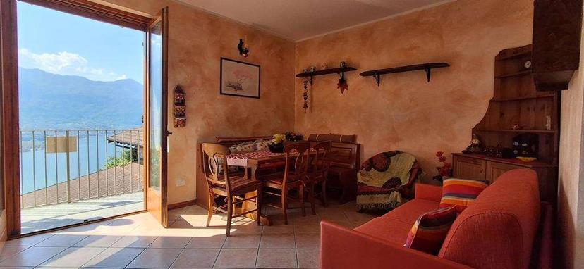 Bilocale, Montemezzo — foto 3 di 5