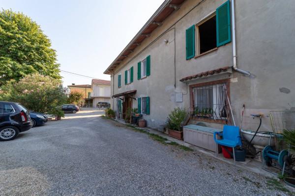 Villa a schiera in Viale Giuseppe Verdi 21, Sissa Trecasali