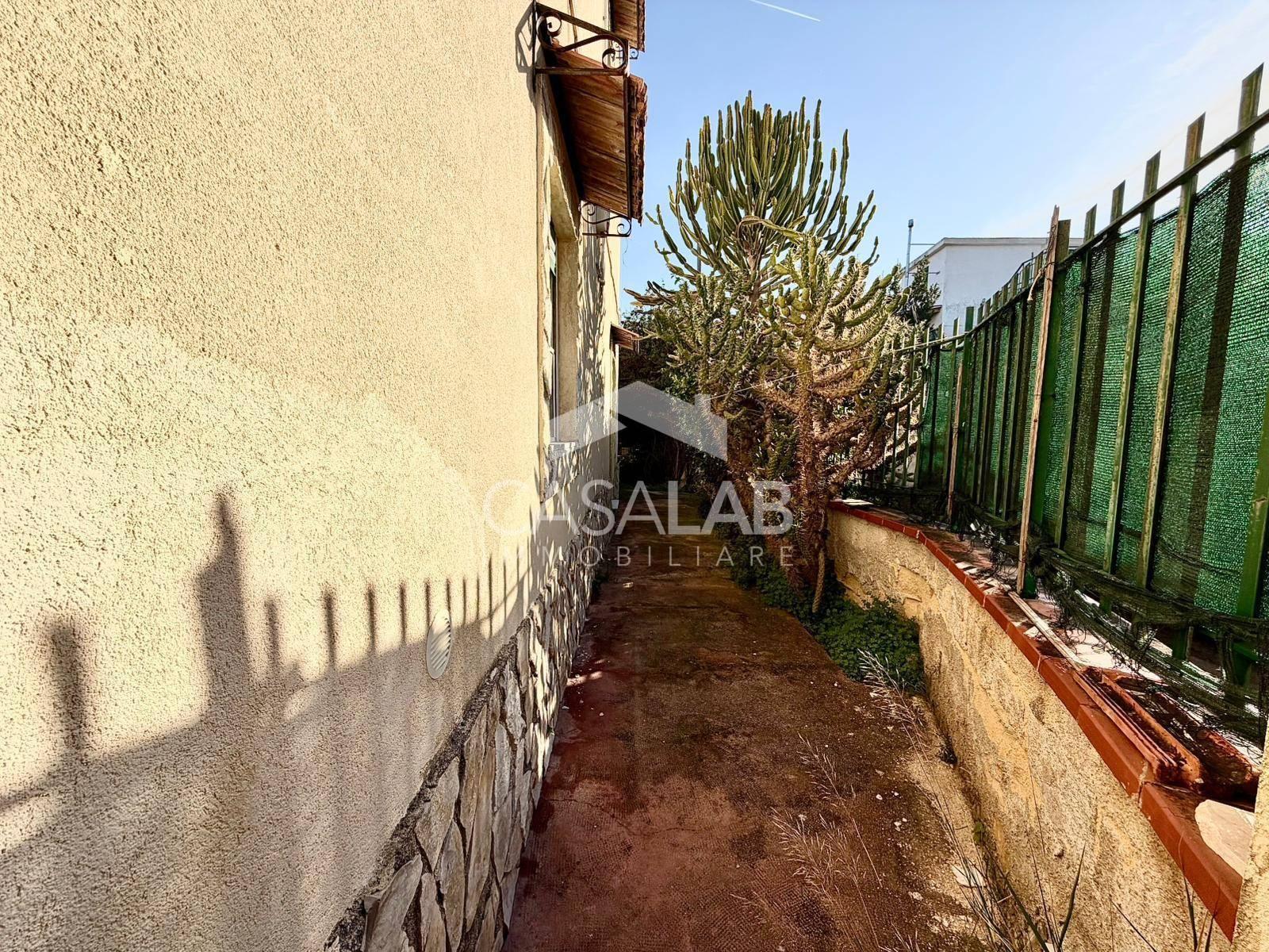 Villa a schiera in Via Sandro Pertini 53/Bis, Cinisi