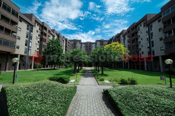Quadrilocale in Via Aldo Moro  18, Locate di Triulzi — foto 3 di 5