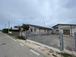 Casa indipendente in Strada 16 Laghi 163, Chioggia — foto 2 di 5