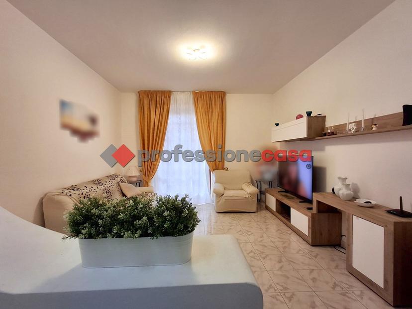 Trilocale in Via Scalazza 2e, Aci Castello — foto 3 di 5
