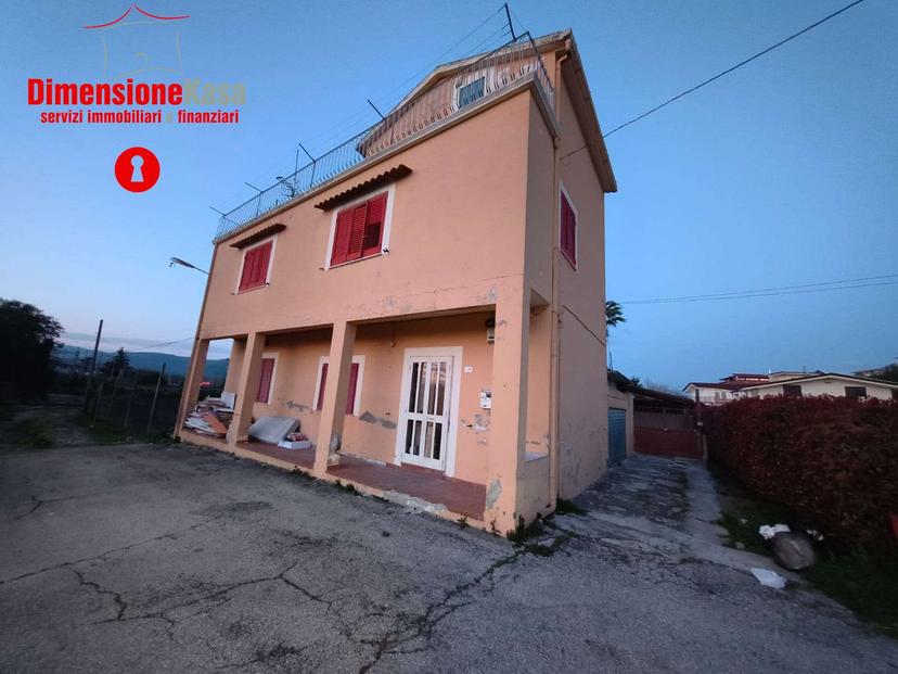 Casa indipendente in Via Napoli, San Felice a Cancello — foto 3 di 5