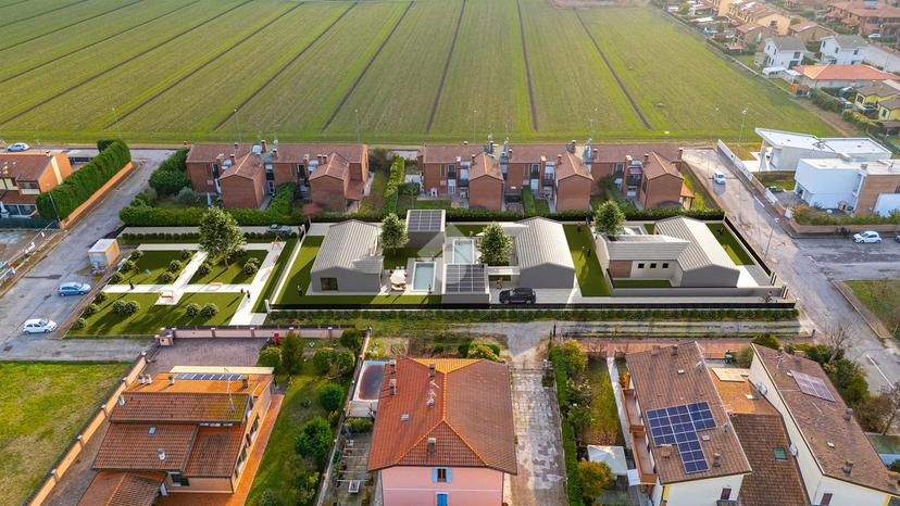 Villa in Via Achille Grandi, Poggio Renatico — foto 5 di 5