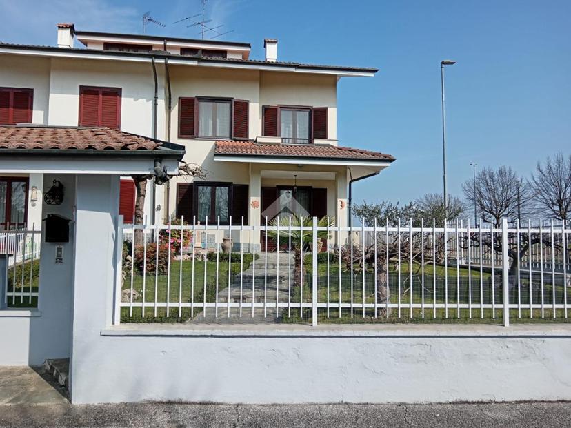 Villa in Piazza Goito 2, Cercenasco — foto 2 di 5