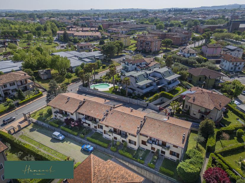 Villa a schiera in Via Giovanni XXIII, N. 3, Desenzano del Garda — foto 3 di 5