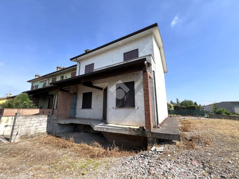 Villa in Via Kennedy, Acquanegra sul Chiese — foto 4 di 5