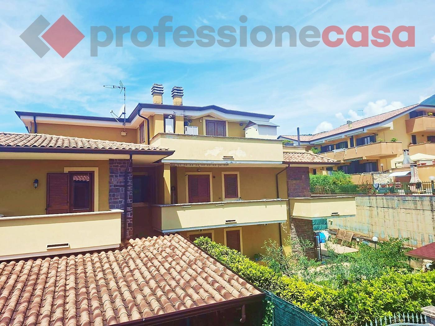 Trilocale in Viale Leonardo, Piedimonte San Germano