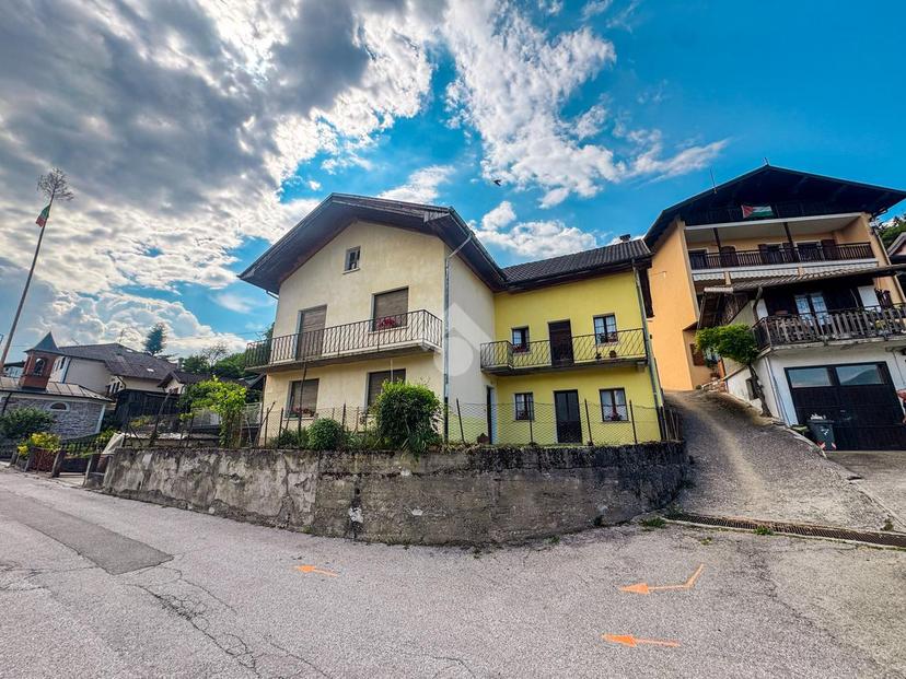 Casa indipendente in Via Pezzè 42, Lamon — foto 2 di 5