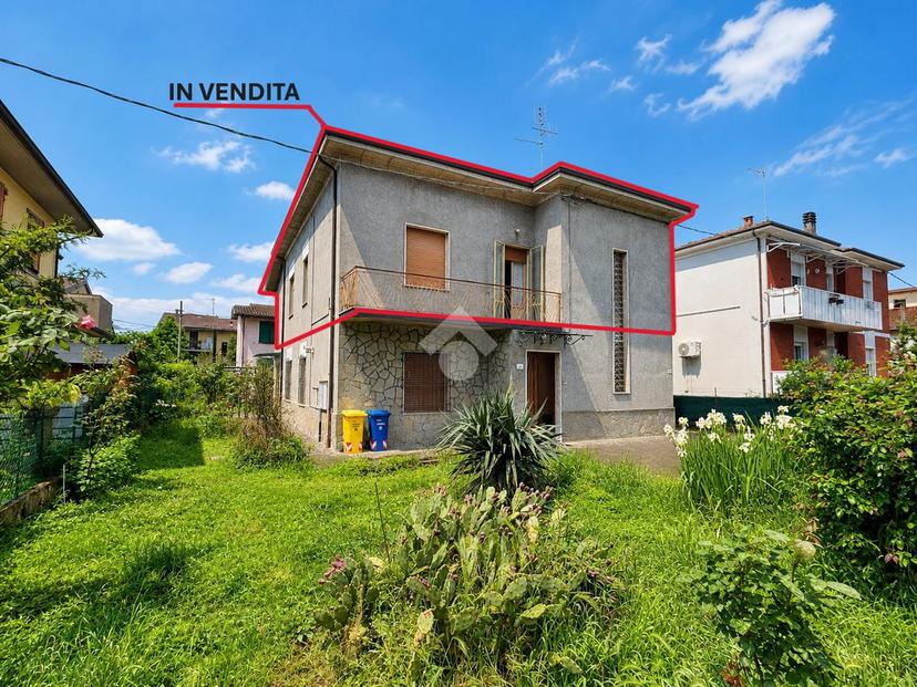 Villa in Via Giuseppe Mazzatinti 42, Forlì — foto 4 di 5