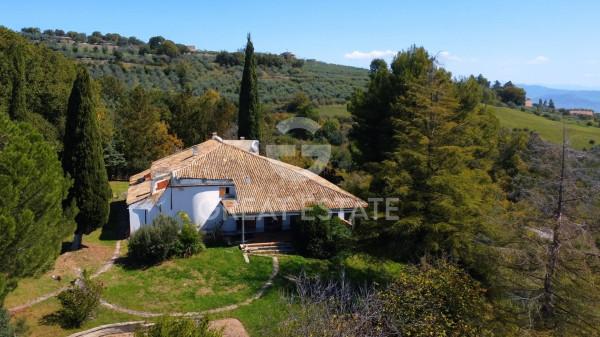 Villa in Vocabolo Cicaleto, Cannara