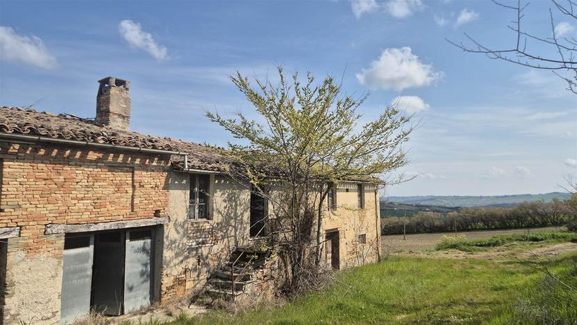 Rustico in Via delle Serre, Fratte Rosa — foto 5 di 5