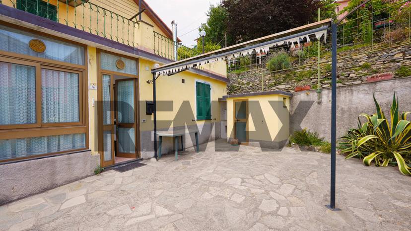 Casa indipendente in Via Serro 4, Avegno — foto 2 di 5