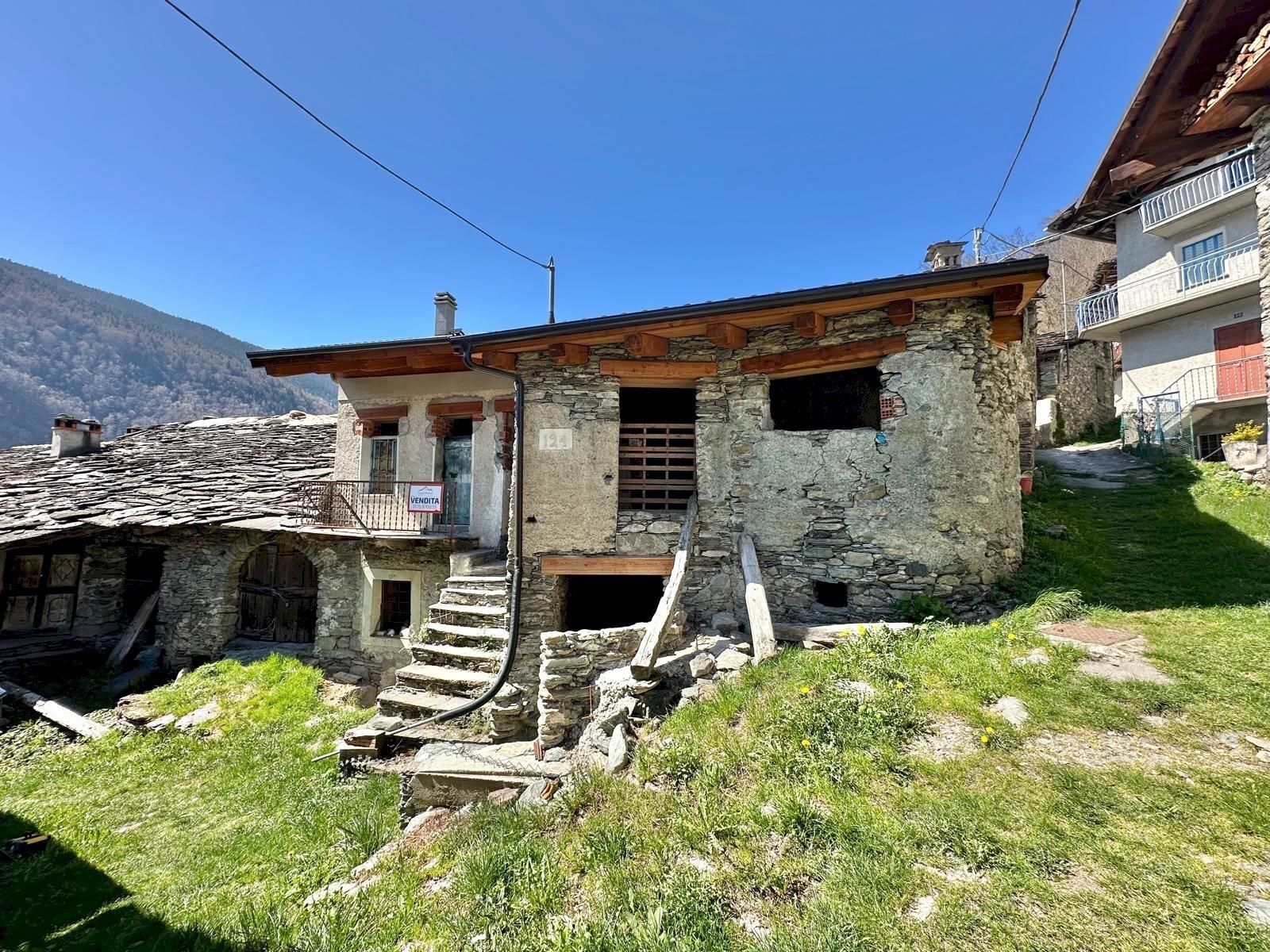 Monolocale in Borgata Roccia, Sampeyre