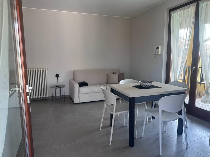 Bilocale in Via del Lavoro 11, Castelnuovo del Garda — foto 3 di 5