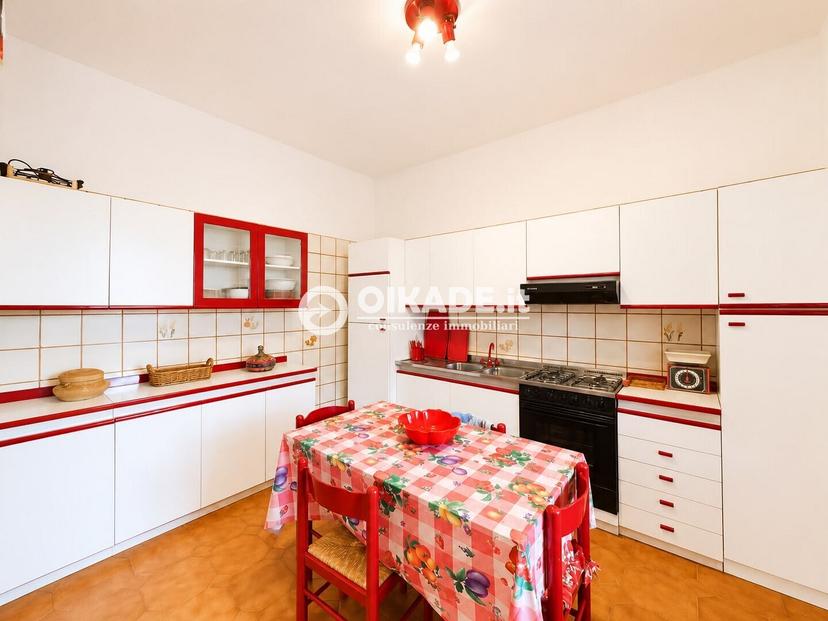 Villa in Via Monte Santo 12, Pula — foto 2 di 5