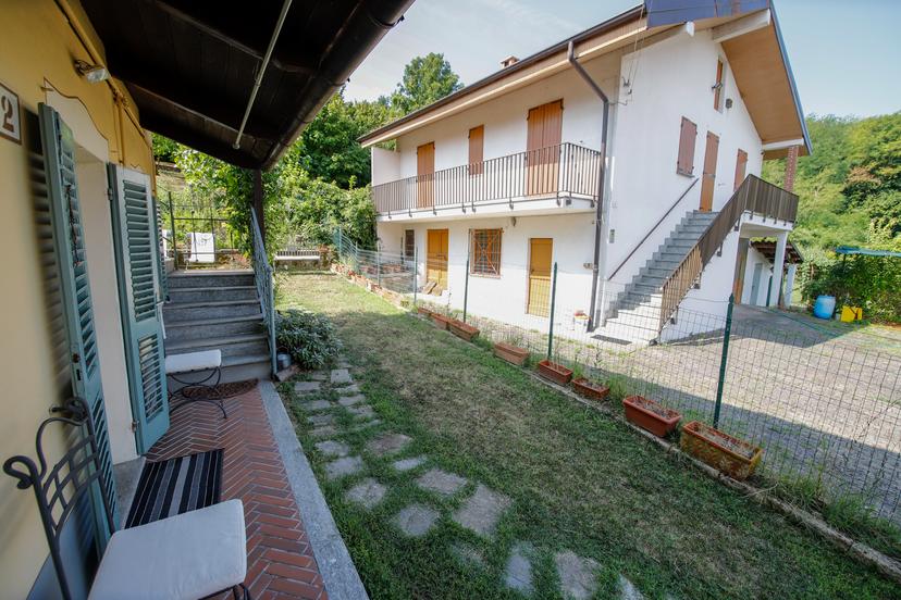 Bilocale in Via Case Sparse 32, Rocchetta Tanaro — foto 2 di 5