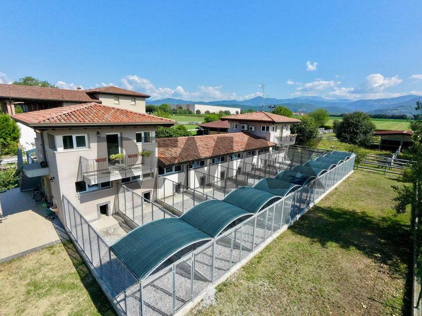 Rustico in Via Trento 52/a, Paderno Franciacorta — foto 4 di 5