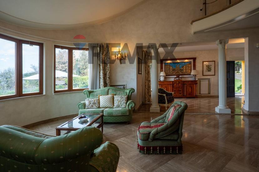 Villa in Via Colle Pizzuto 13, Frascati — foto 3 di 5