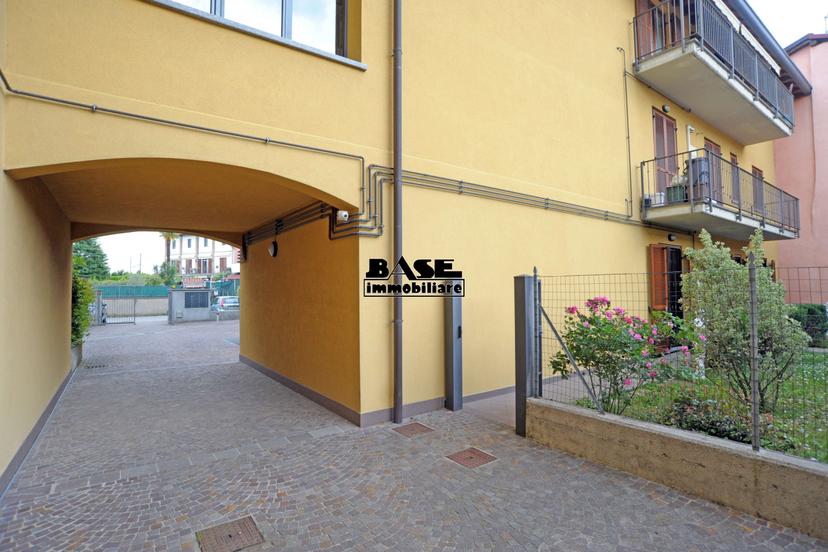 Trilocale in Via Vittorio Veneto, Lomazzo — foto 3 di 5