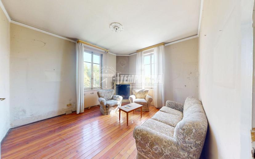 Villa in Via Matteotti 32, Bizzarone — foto 2 di 5