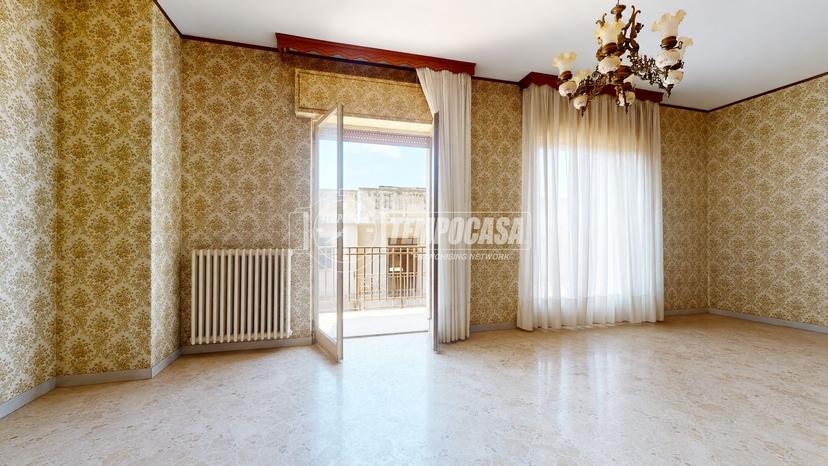 Trilocale in Vico III Monsignor Laera, Acquaviva delle Fonti — foto 4 di 5