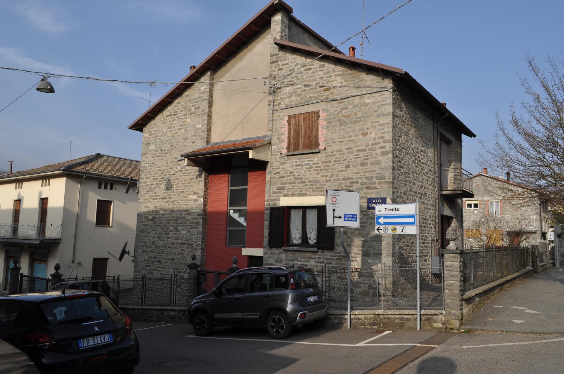 Trilocale in Via Trento 13, Bedonia
