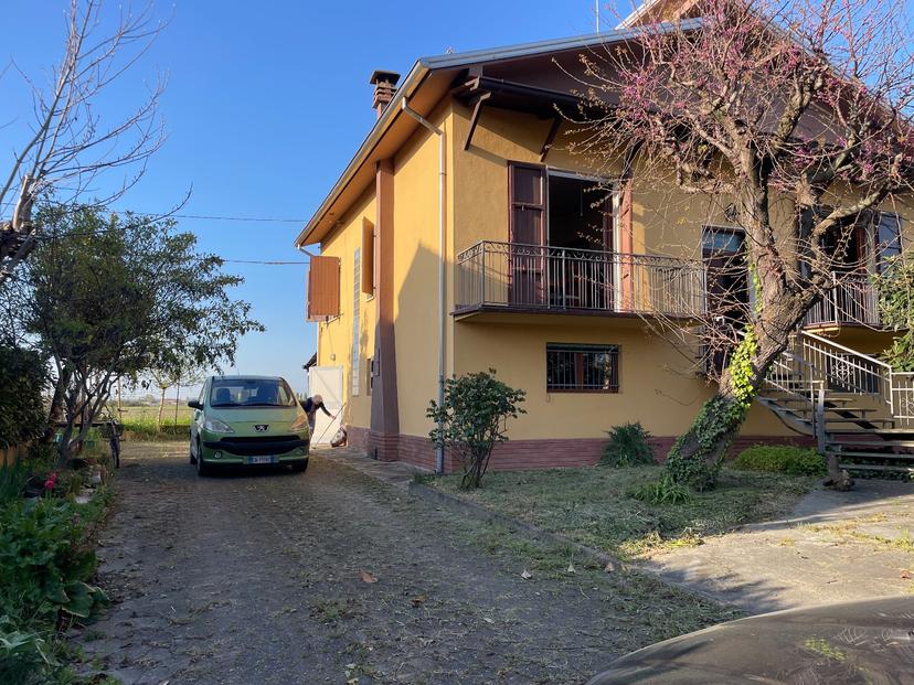 Villa in Via Dante, Besenzone — foto 5 di 5