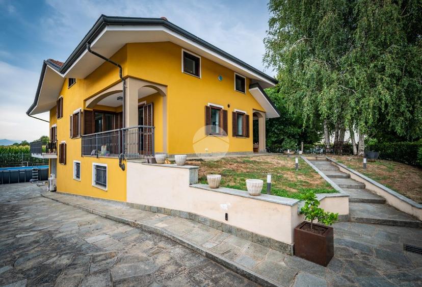 Villa in Via Valdo Fusi 77, Airasca — foto 4 di 5
