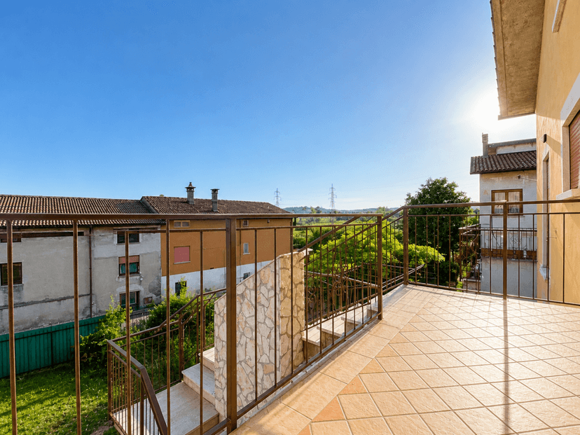 Villa in Via Molini, Creazzo — foto 4 di 5