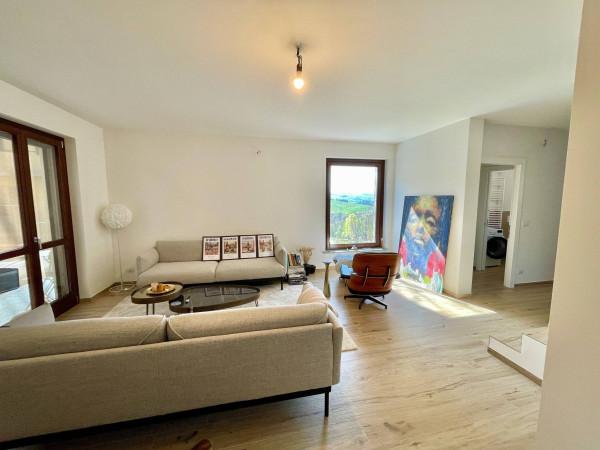Villa a schiera in Via Roddino 20, Monforte d'Alba