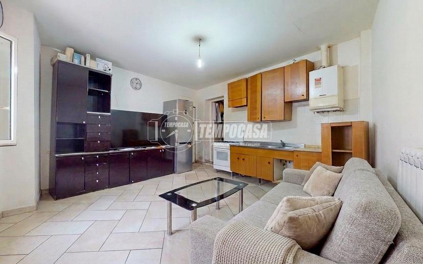 Trilocale in Via Cavarola 9, Marano sul Panaro — foto 3 di 5