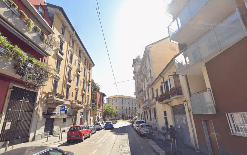 Monolocale, Milano
