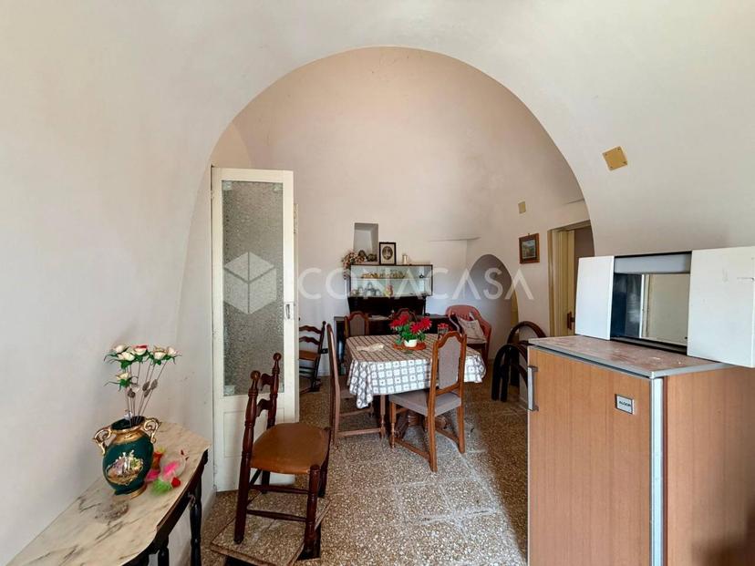 Trullo in Strada Provinciale 14 S.N.C., Ostuni — foto 5 di 5