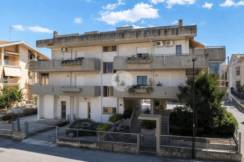 Appartamento in Via Torquato Tasso, Pineto — foto 2 di 5