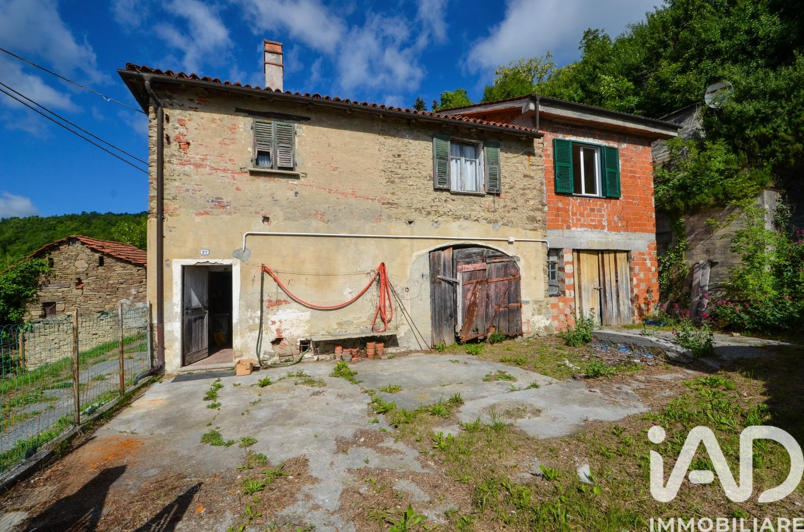 Casa indipendente in Strada Carretto, Cairo Montenotte