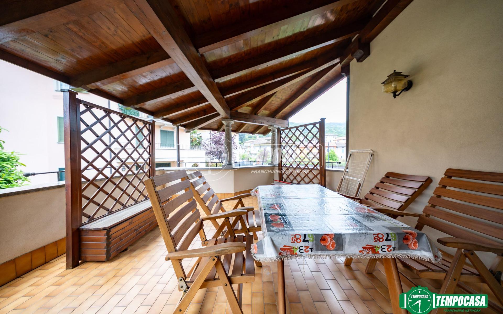 Appartamento in Via Vincenzo De Vit 30, Stresa