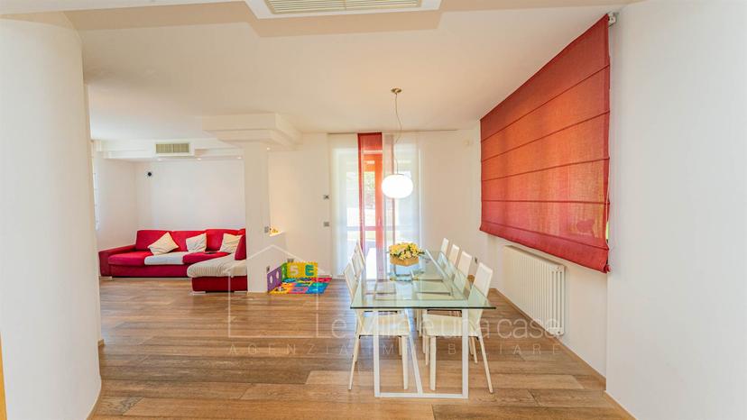 Villa in Via La Fabbrica, Colico — foto 2 di 5