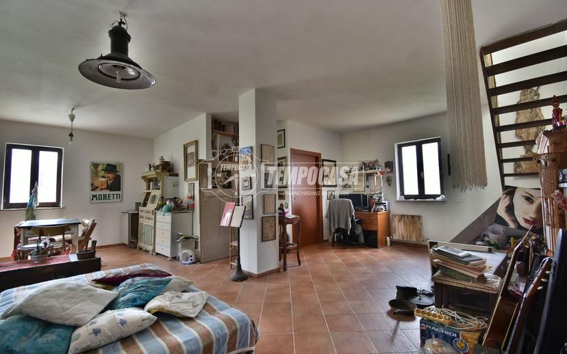 Casa indipendente in Contrada Colvenale 18, Camporotondo di Fiastrone — foto 4 di 5