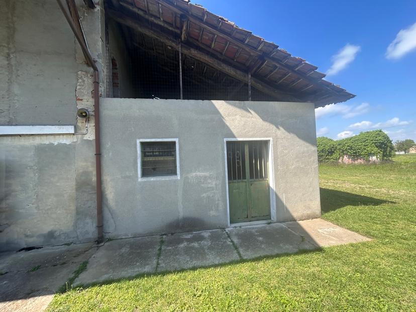 Casa indipendente in Roberto Cordara 21, Dorno — foto 5 di 5