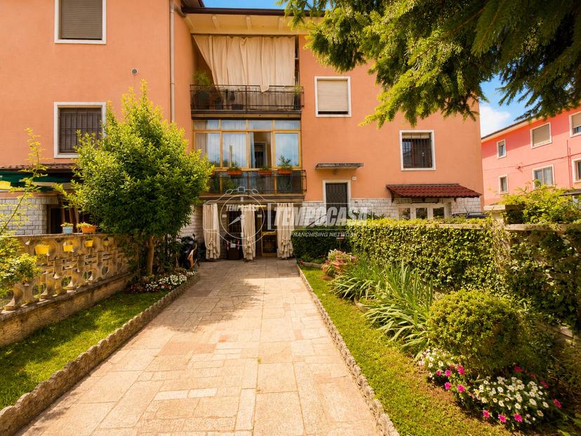 Villa a schiera in Traversa Diciottesima Villaggio Sereno 68, Brescia — foto 4 di 5