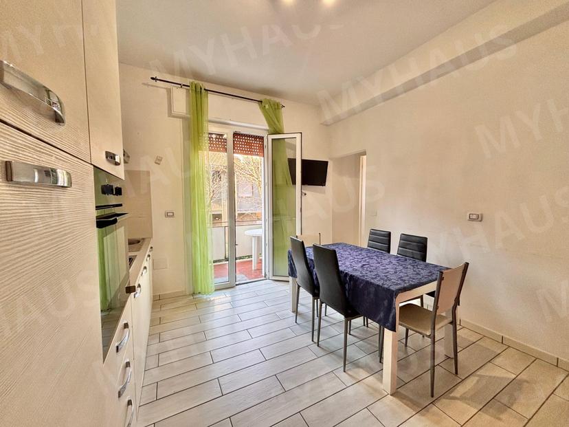 Bilocale in Viale Giovanni Segantini, 38, Cesenatico — foto 3 di 5