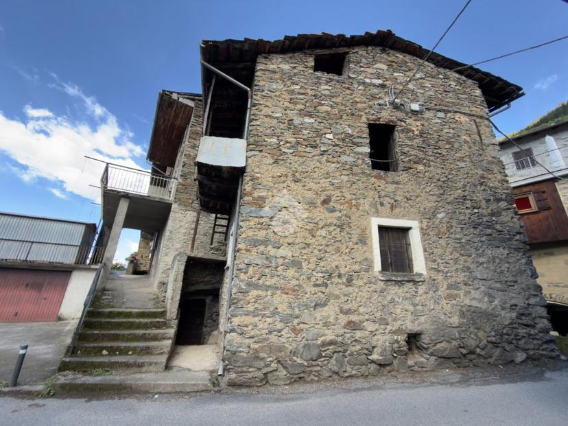 Casa indipendente in Via Dossello, Tirano — foto 4 di 5