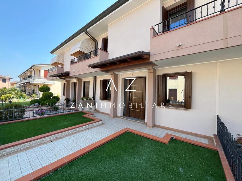 Villa a schiera in Via Cerchiara, Castelfranco Veneto
