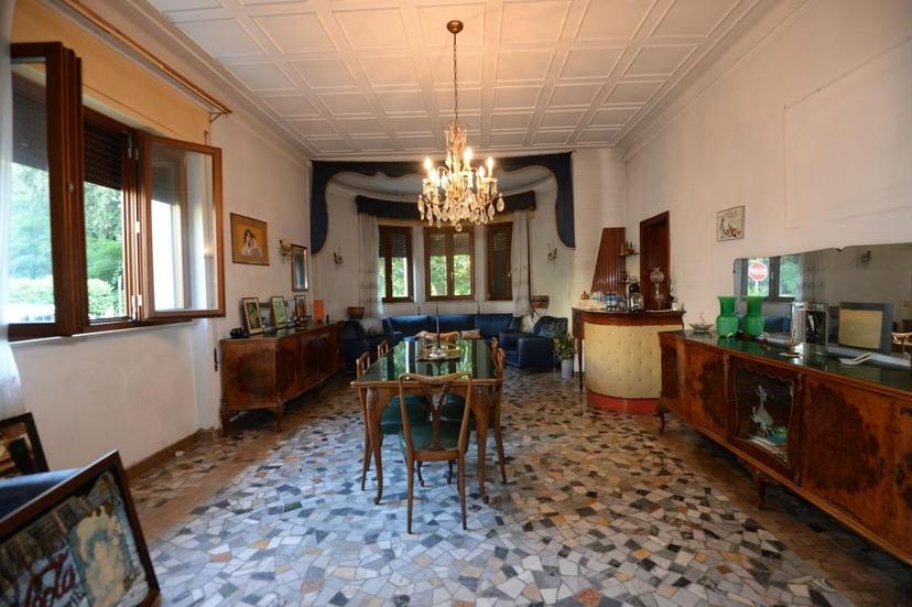 Villa, Viareggio