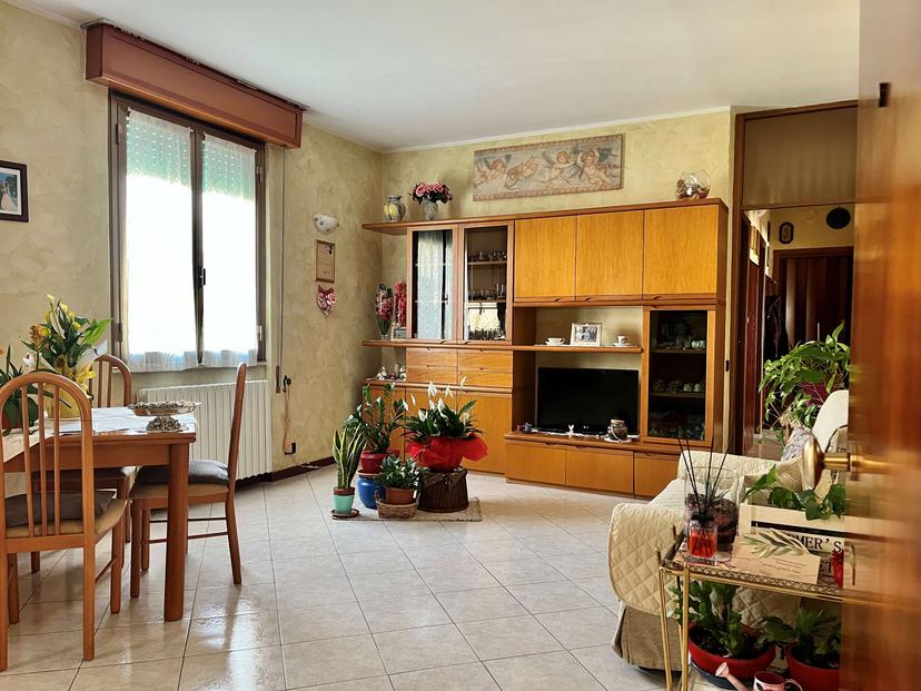 Quadrilocale in Via Torino 7, Limbiate