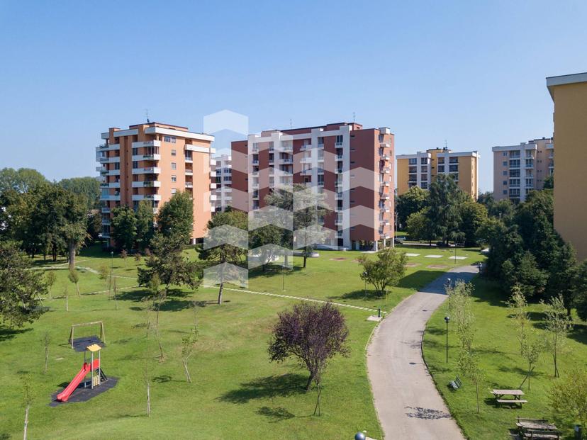 Quadrilocale in Via Sporting Mirasole 11, Opera — foto 4 di 5