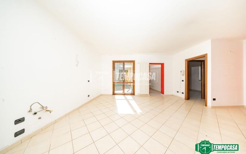 Bilocale in Via Zonca 3, Paruzzaro — foto 2 di 5