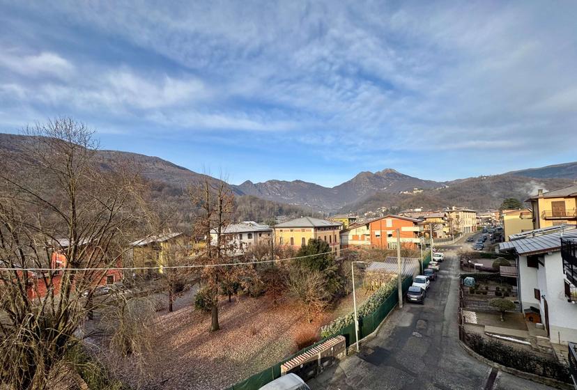 Trilocale in Valer 4, Sant'Omobono Terme — foto 3 di 5
