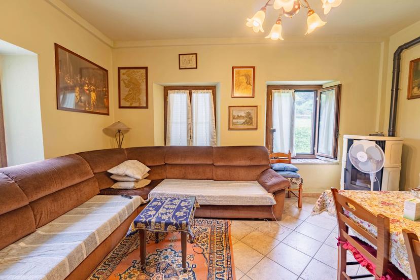 Casa indipendente in Via XXV Aprile  32, Inverso Pinasca — foto 4 di 5